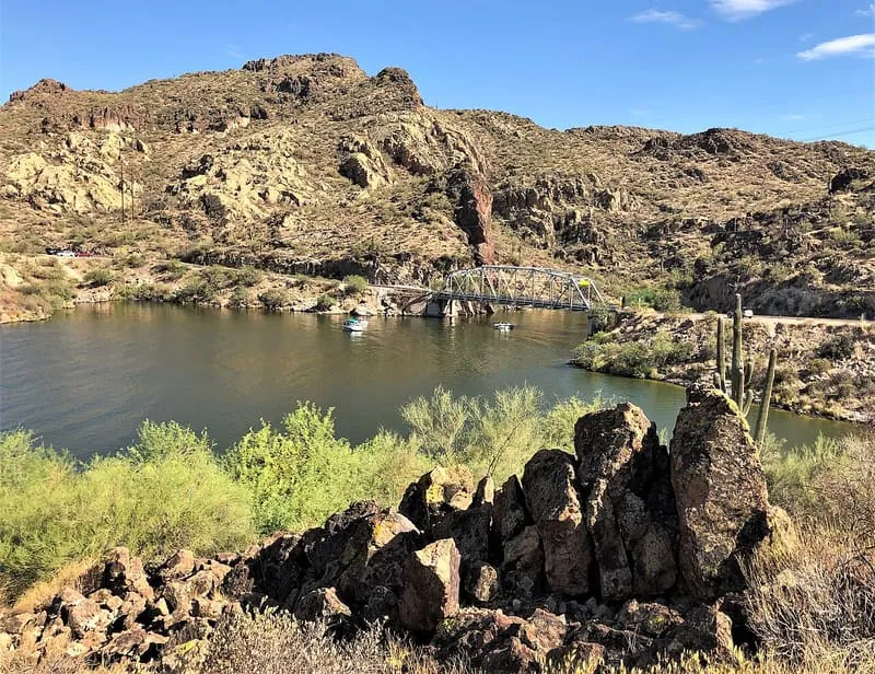 Canyon Lake, photograph 2