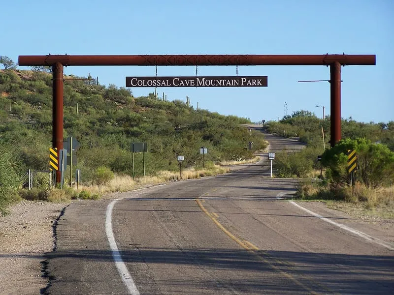 Colossal Cave Mountain Park, photograph 2