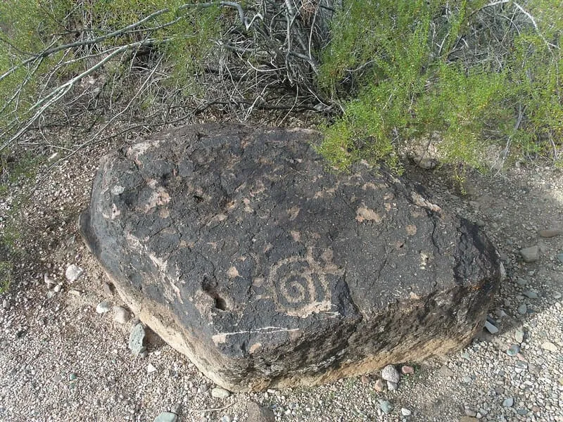 Deer Valley Petroglyph Preserve, photograph 2