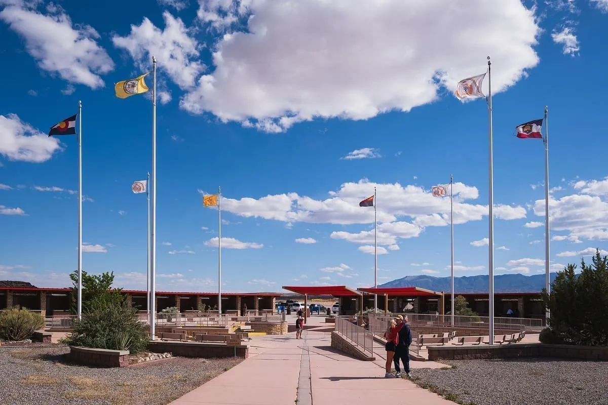 Four Corners Monument