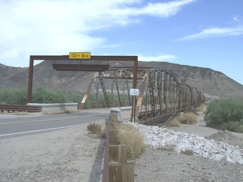 Gillespie Dam Bridge, photograph 2