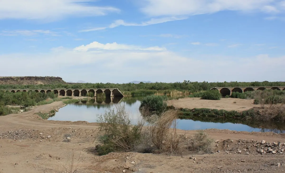 Gillespie Dam