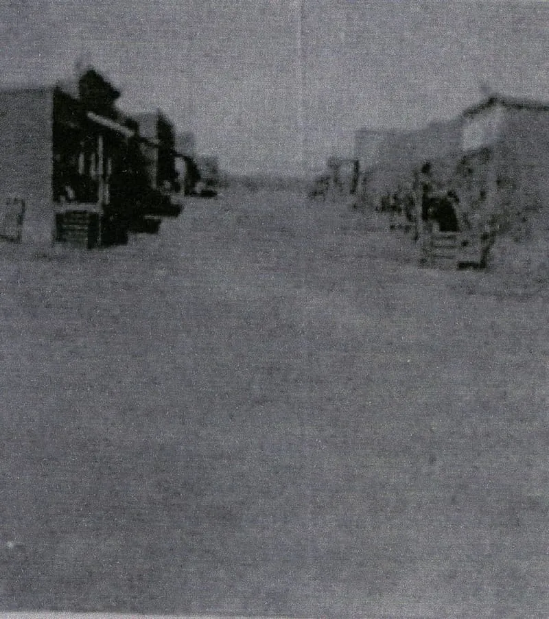 Gleeson, photograph 2