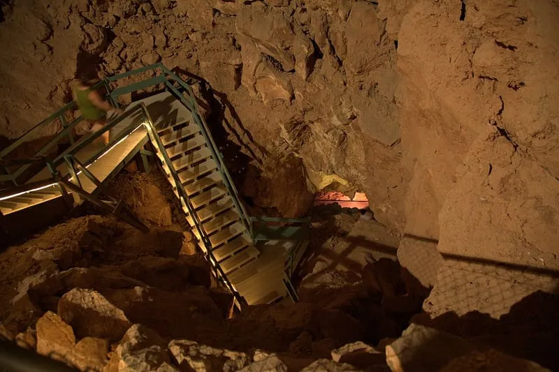 Grand Canyon Caverns, photograph 2