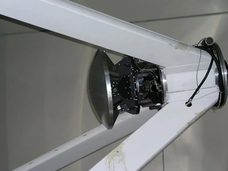 Submillimeter Telescope, photograph 3
