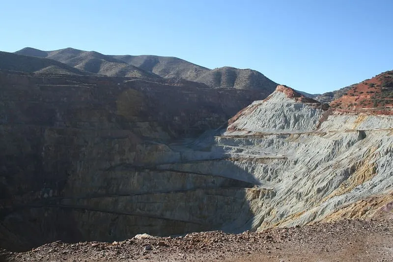 Lavender Pit, photograph 3