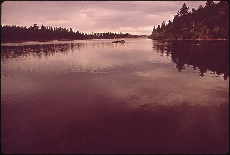 Lynx Lake, photograph 3