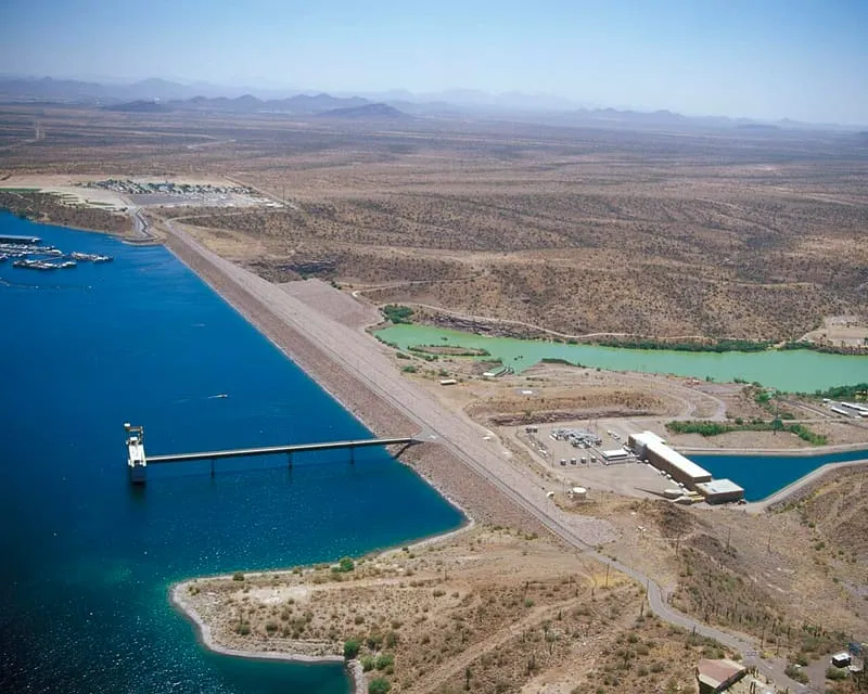 New Waddell Dam, photograph 2