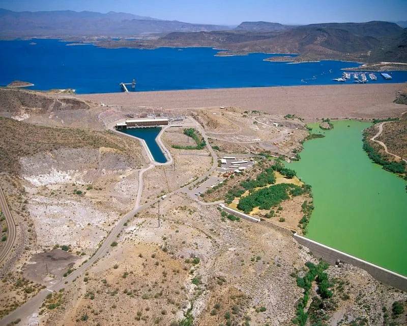 New Waddell Dam, photograph 3