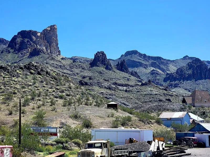 Oatman, photograph 3