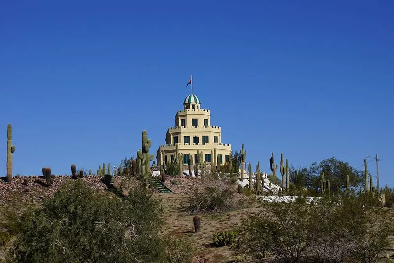 Tovrea Castle, photograph 3