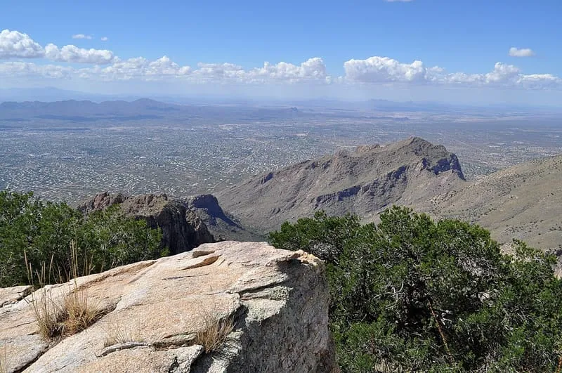 Tucson Mountains, photograph 2