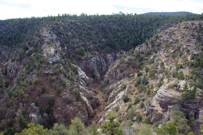 Walnut Canyon National Monument, photograph 3