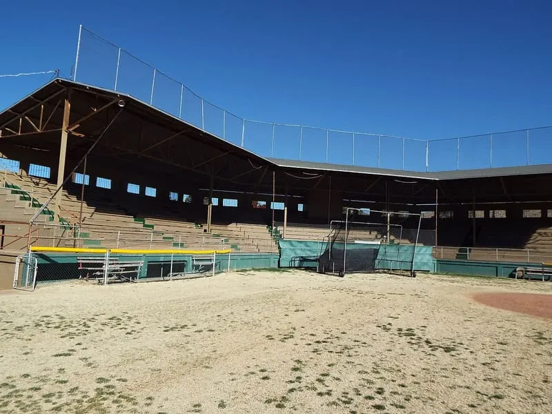 Warren Ballpark, photograph 3